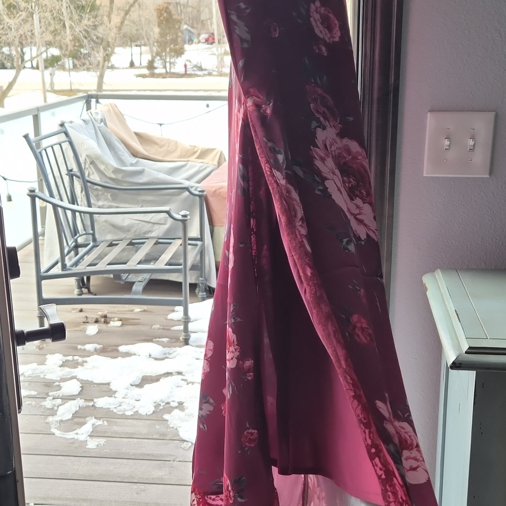Avec Les Filles Burgandy Dress with Pink And Gray Accents - Picture 4 of 7